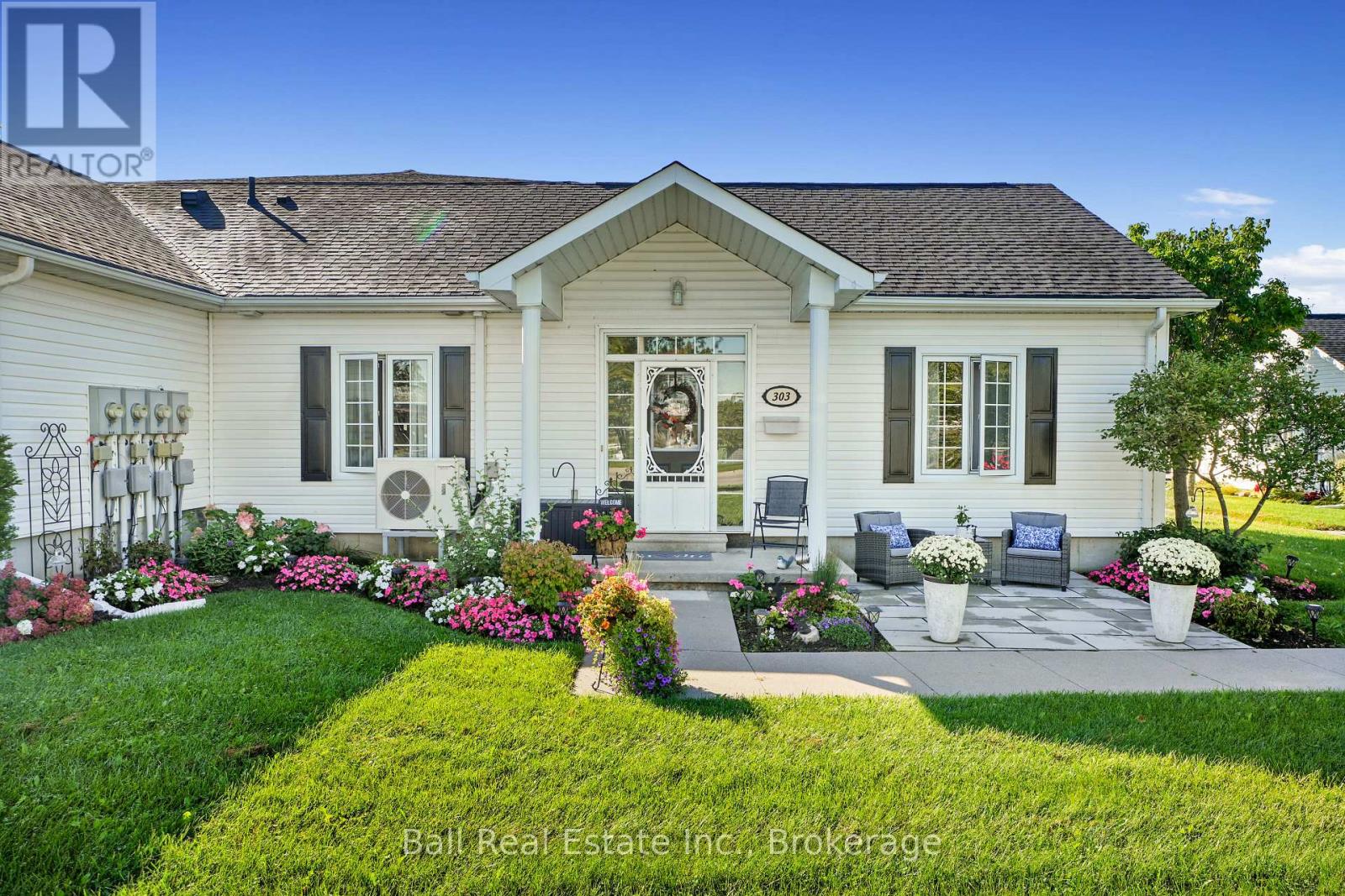 #303 1055 BIRCHWOOD TRAIL - 10