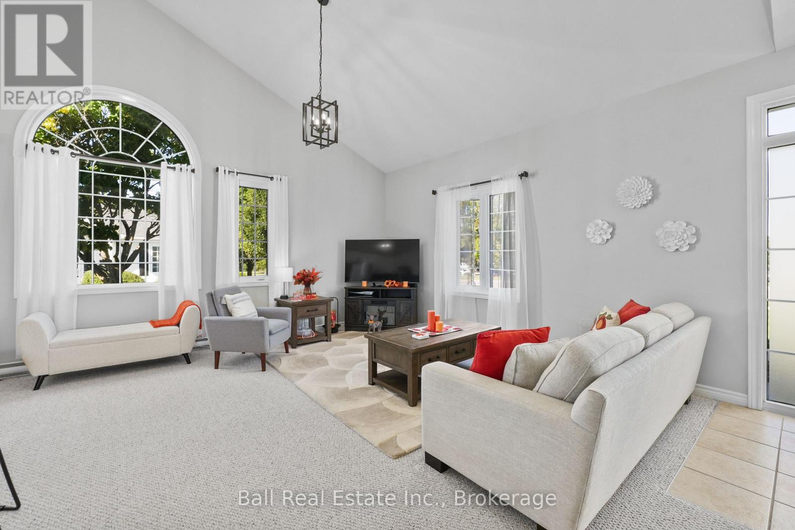 #303 1055 BIRCHWOOD TRAIL - Image 30