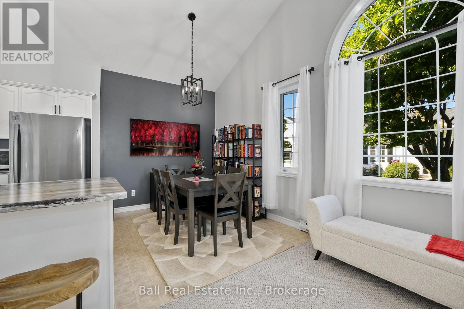#303 1055 BIRCHWOOD TRAIL - 33