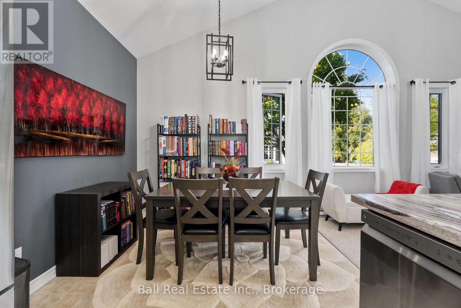 #303 1055 BIRCHWOOD TRAIL - 36