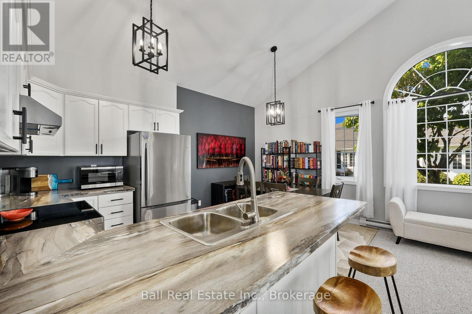 #303 1055 BIRCHWOOD TRAIL - 44
