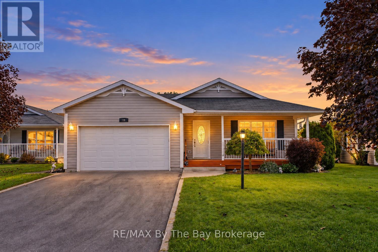 19 KENTUCKY AVENUE - 1