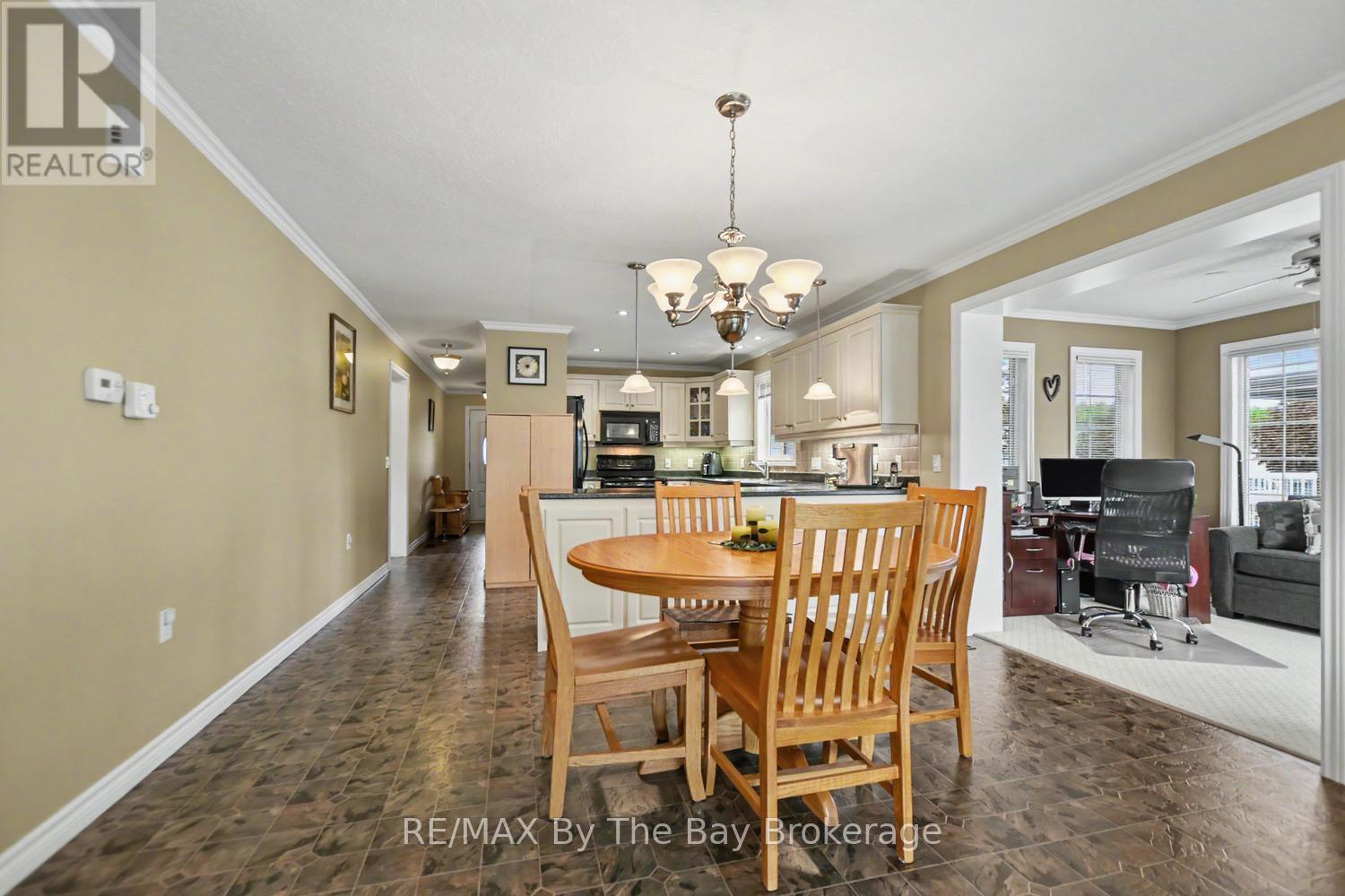 19 KENTUCKY AVENUE - 13