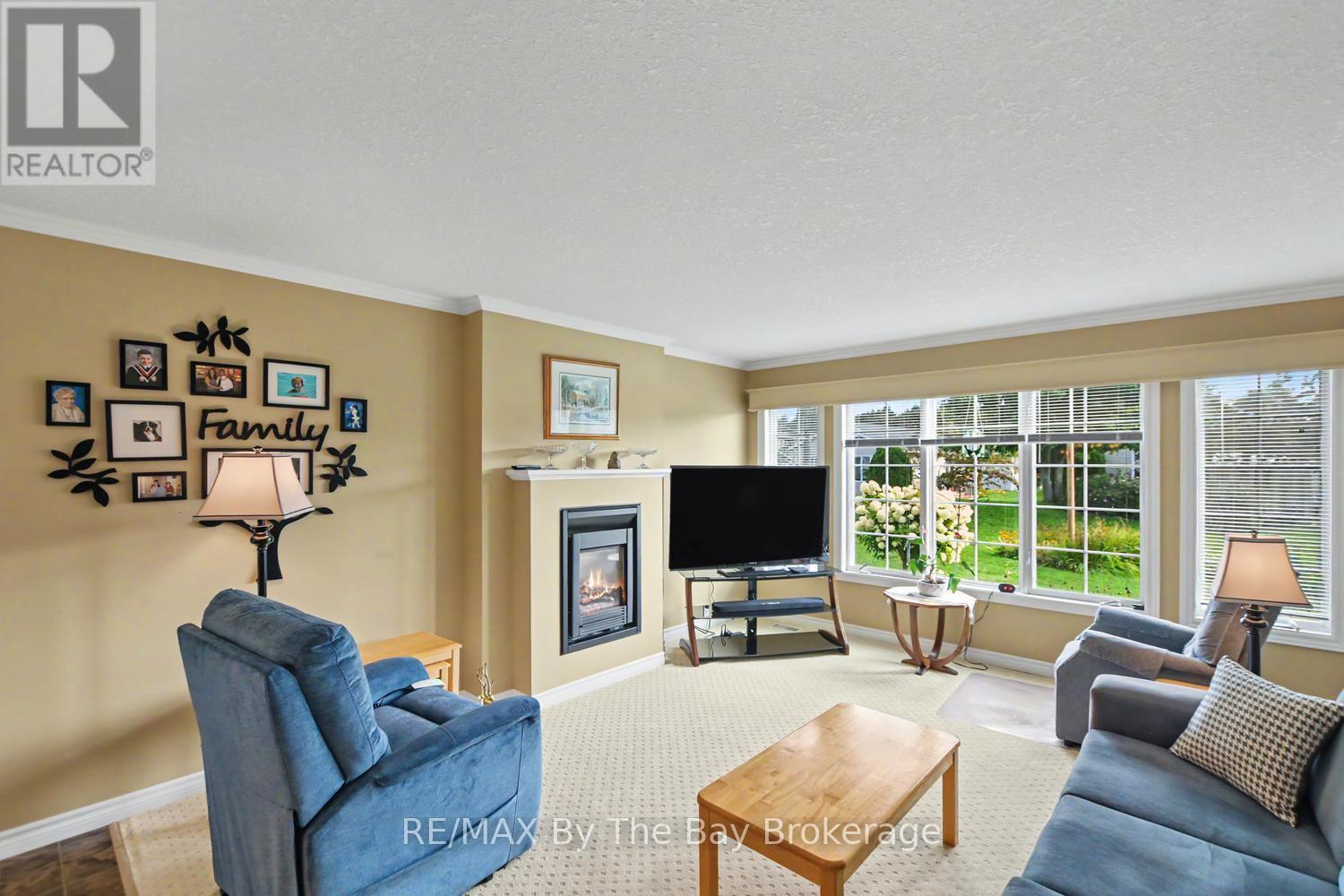 19 KENTUCKY AVENUE - 16