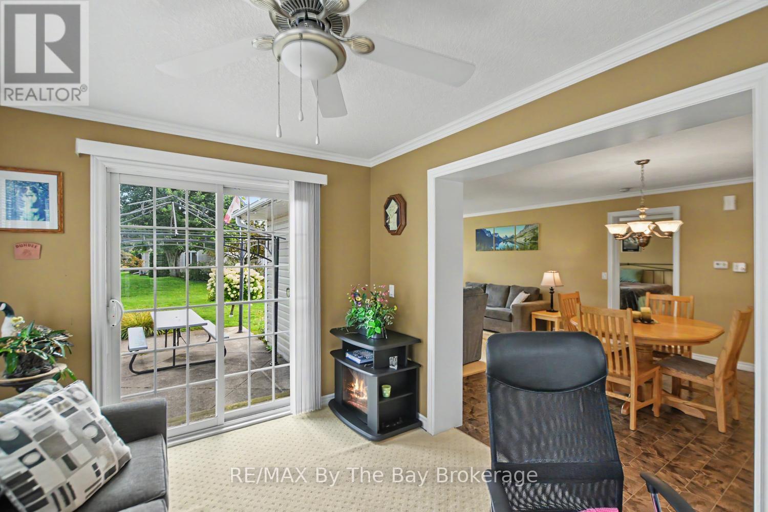 19 KENTUCKY AVENUE - 21