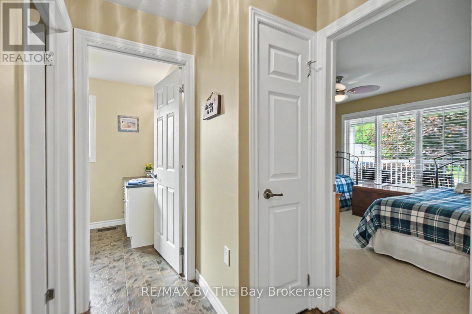 19 KENTUCKY AVENUE - 29