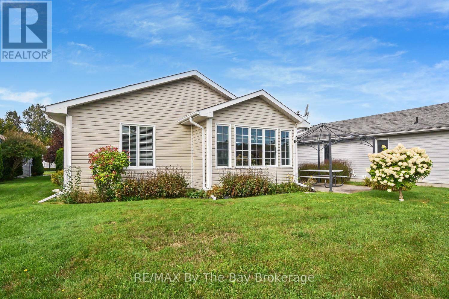 19 KENTUCKY AVENUE - 36