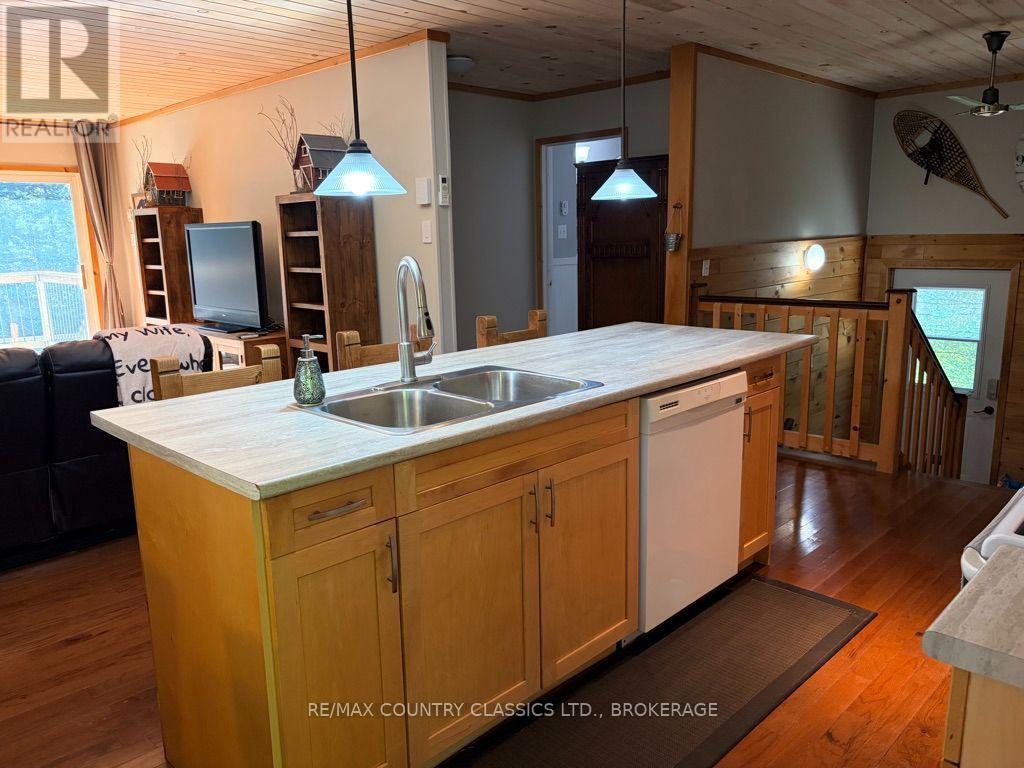 1068C JACQUES BAY ROAD, Addington Highlands (Addington Highlands) — photo 6