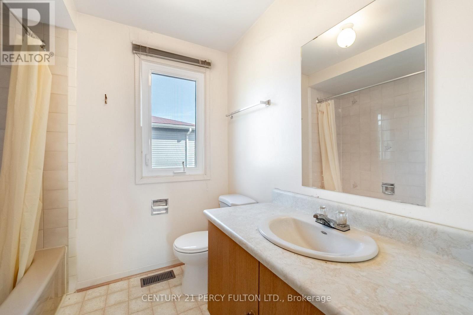 2 PENNYBROOK LANE - 22