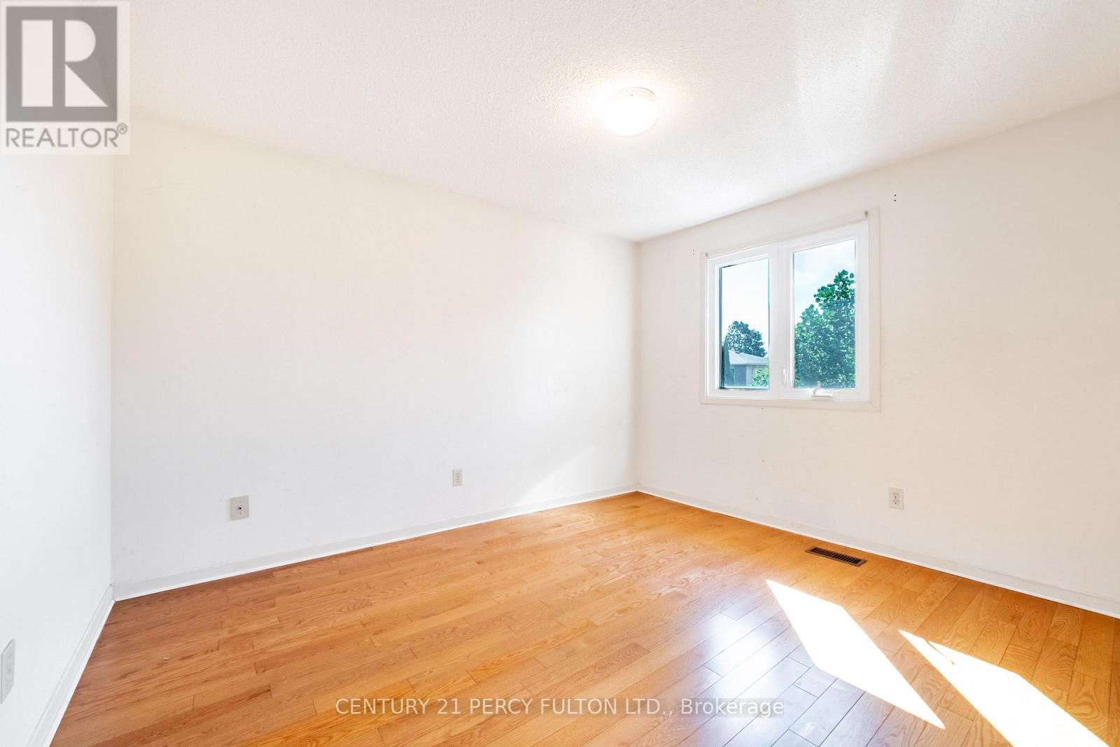 2 PENNYBROOK LANE - Image 26