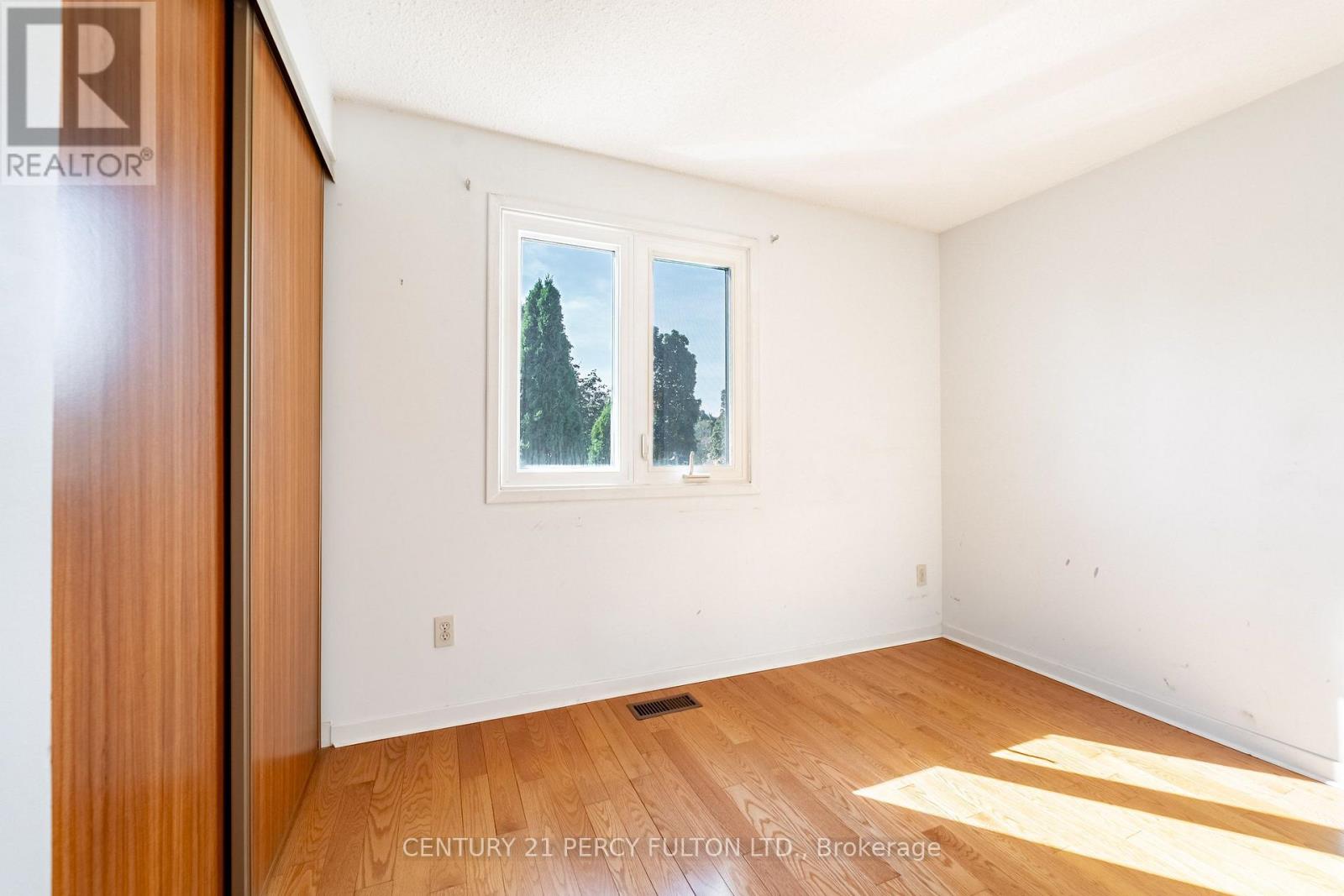 2 PENNYBROOK LANE - Image 28