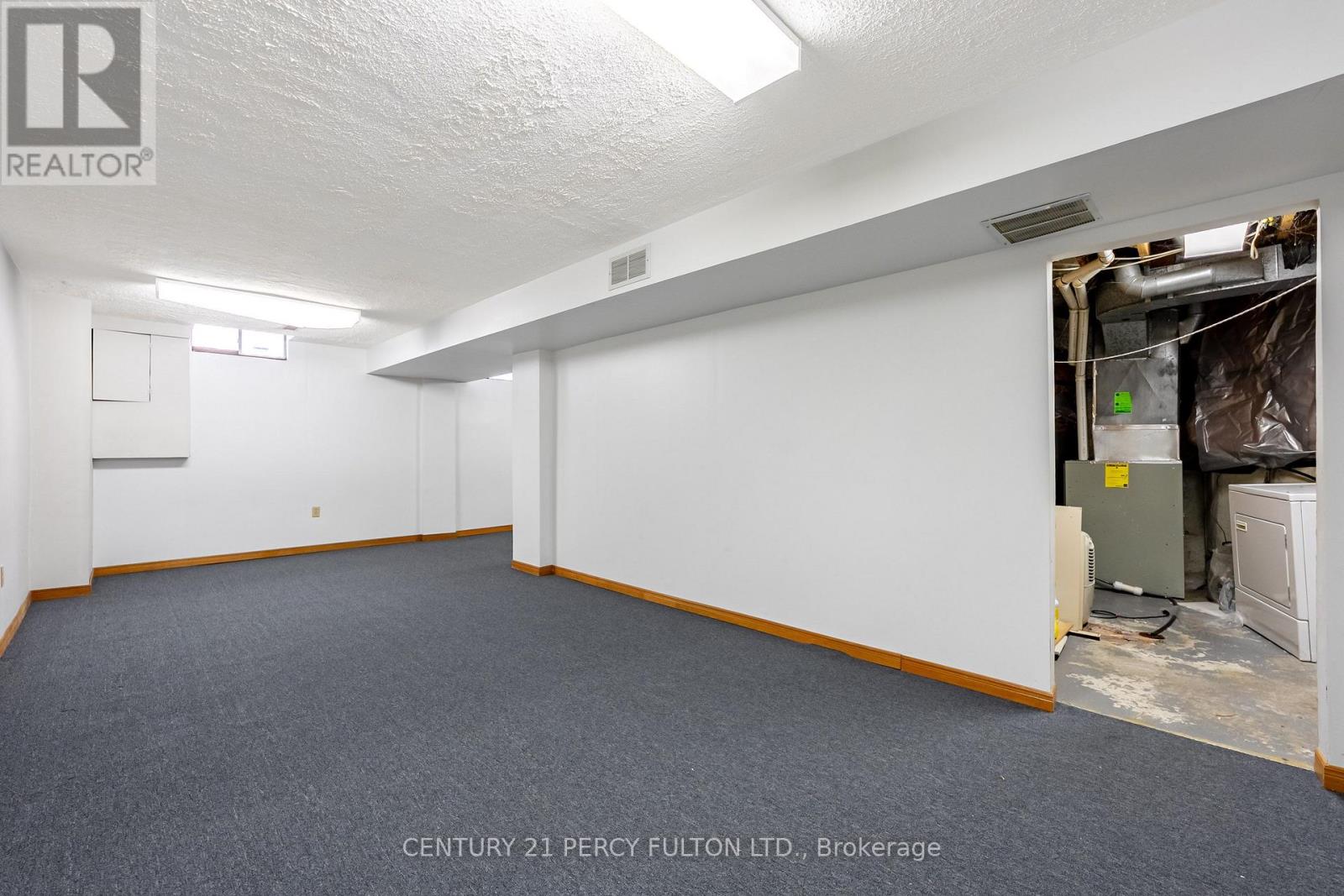 2 PENNYBROOK LANE - Image 33