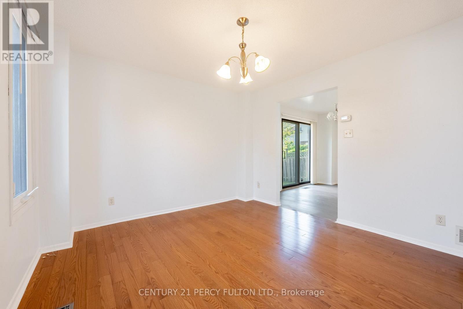 2 PENNYBROOK LANE - 7
