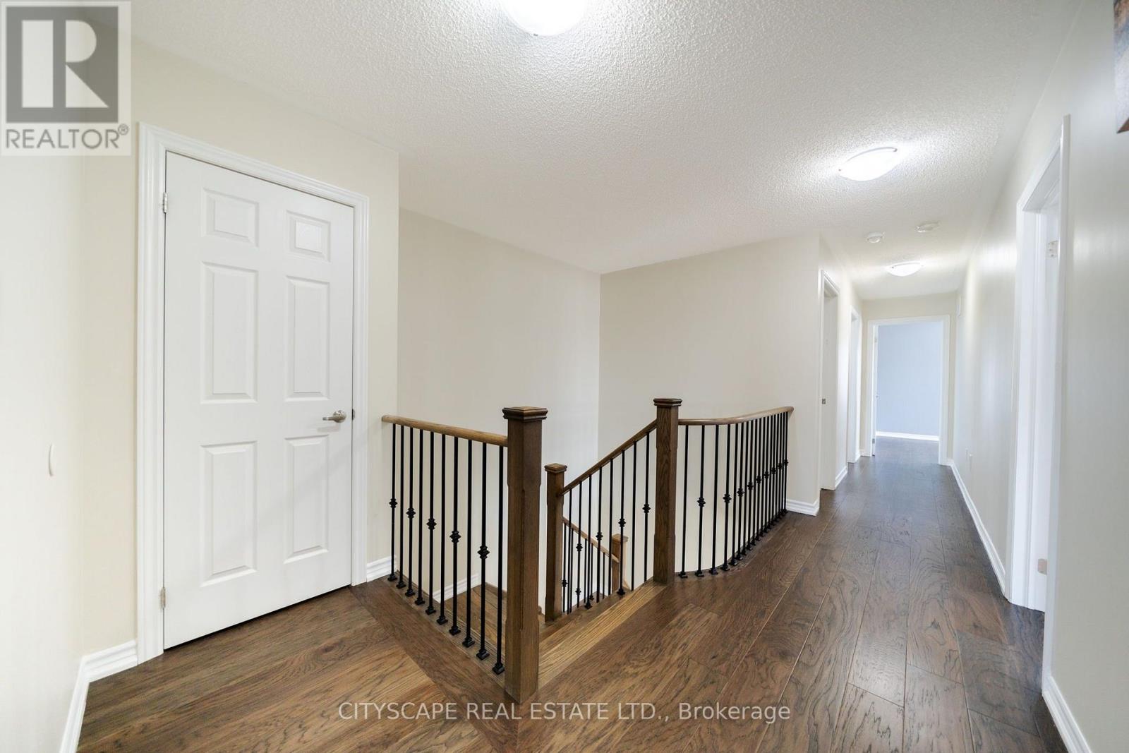 250 CROMBIE STREET - 26