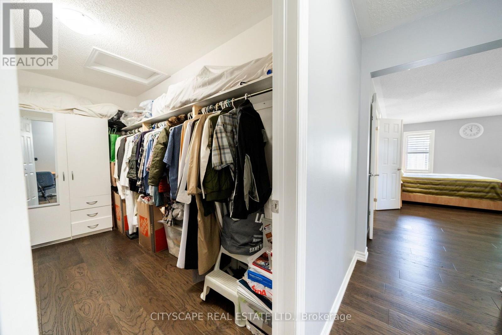 250 CROMBIE STREET - 34