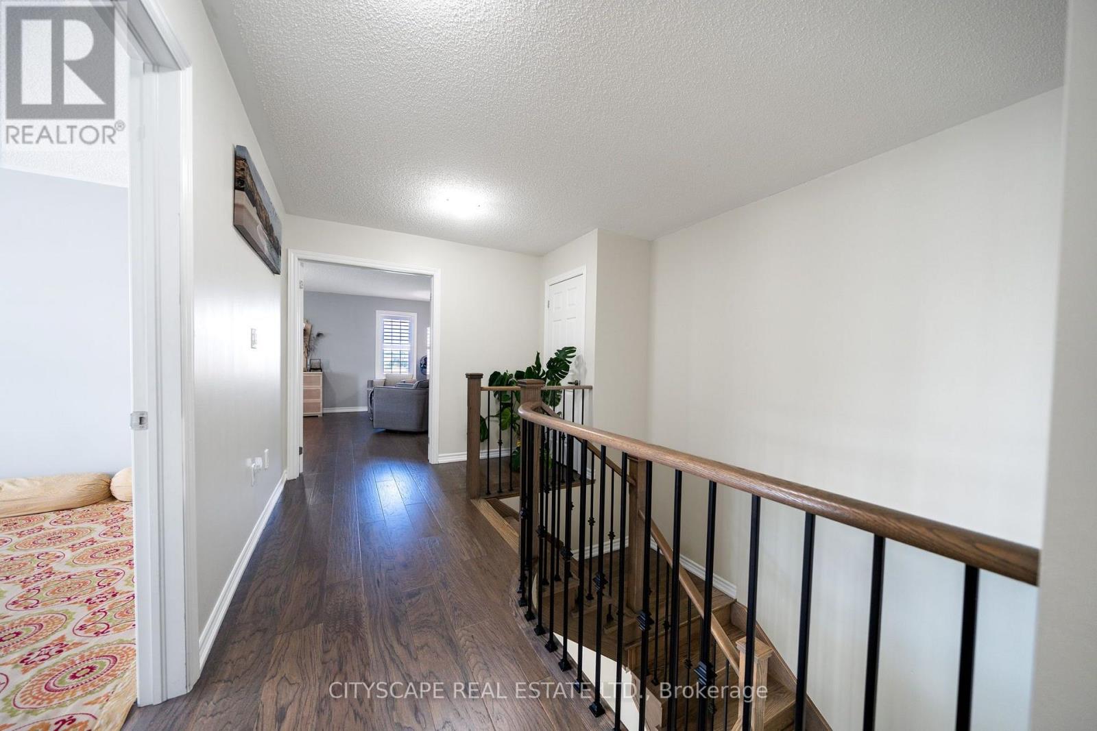 250 CROMBIE STREET - 35