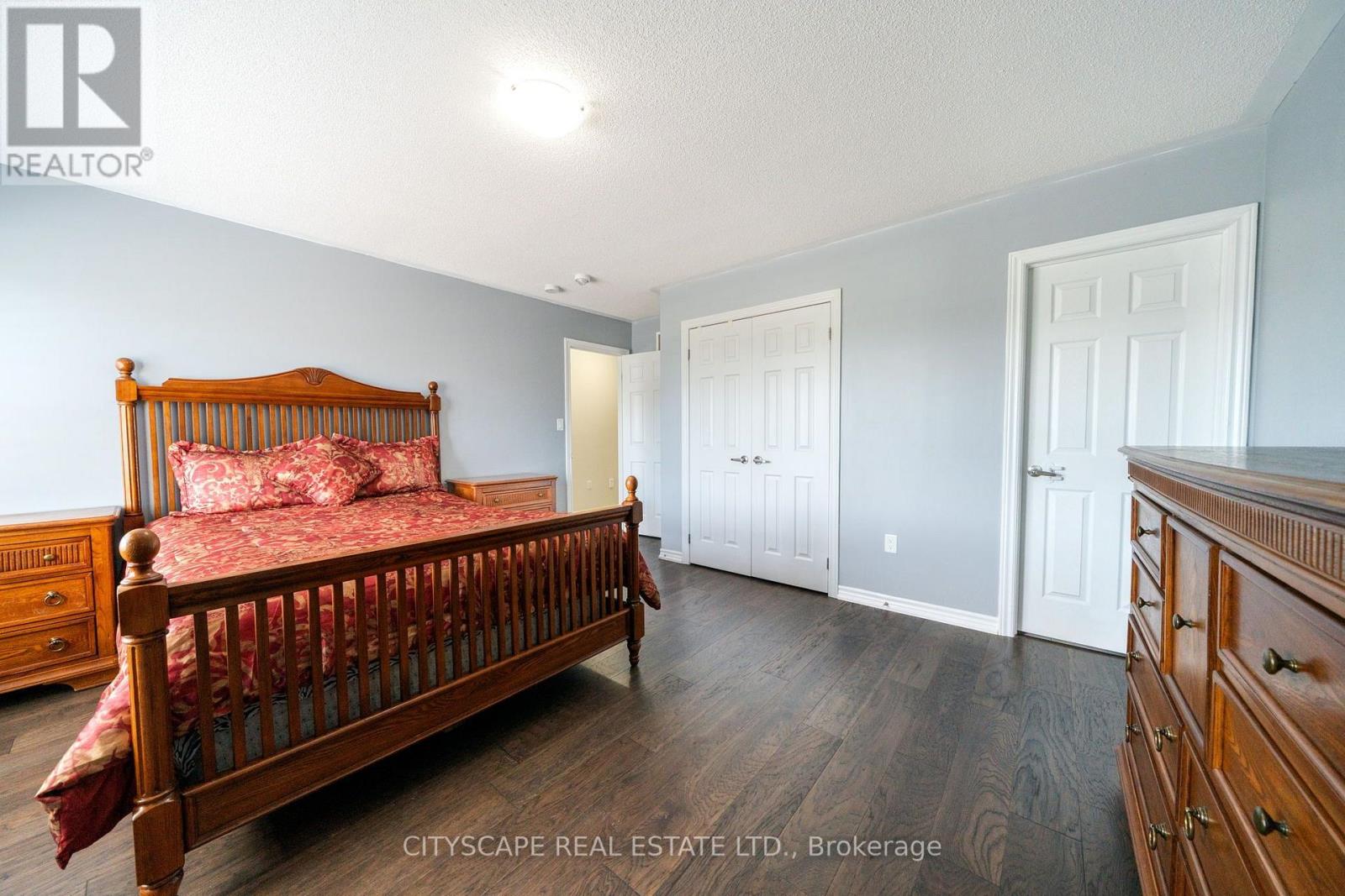 250 CROMBIE STREET - 43