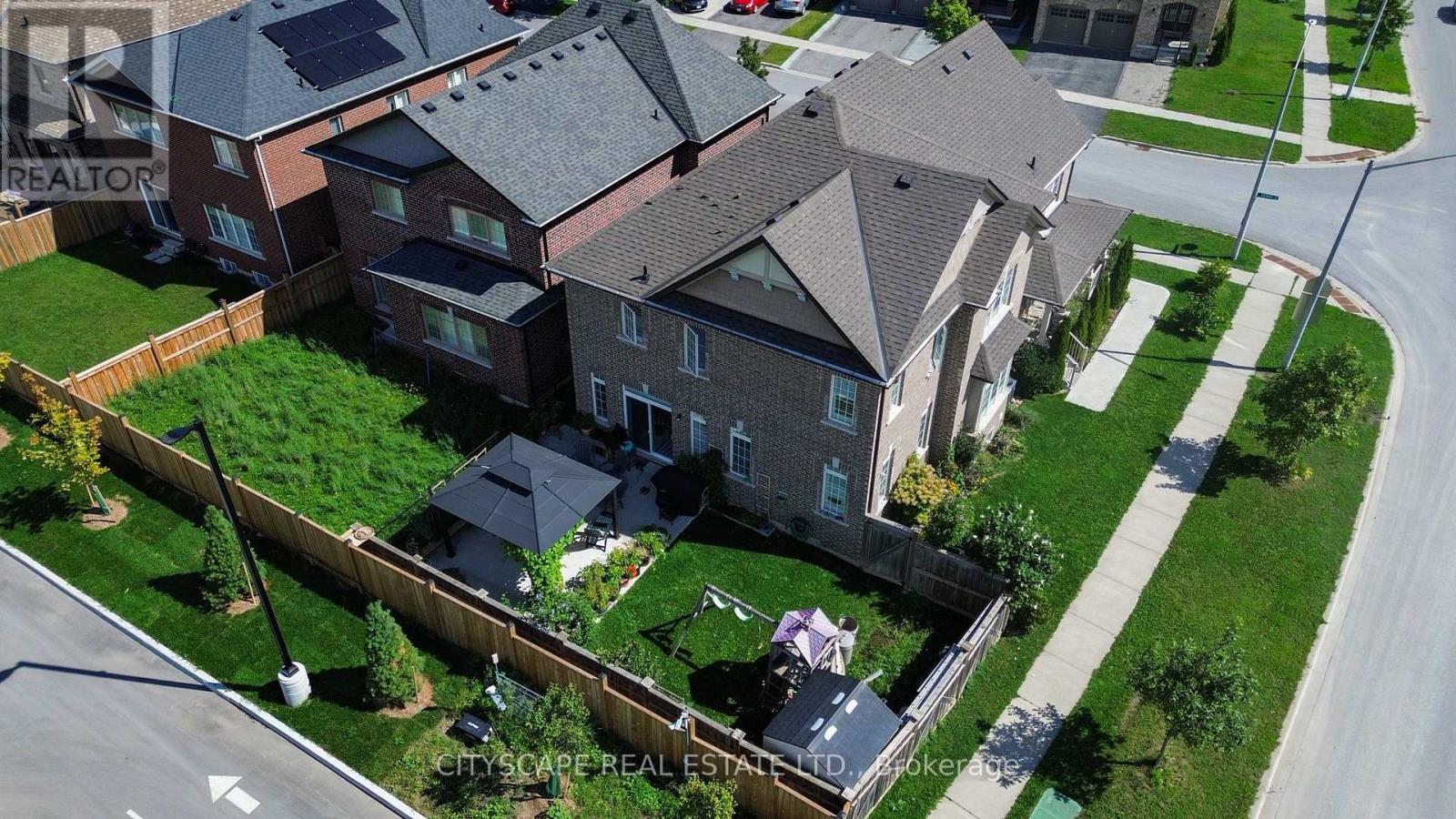 250 CROMBIE STREET - 50