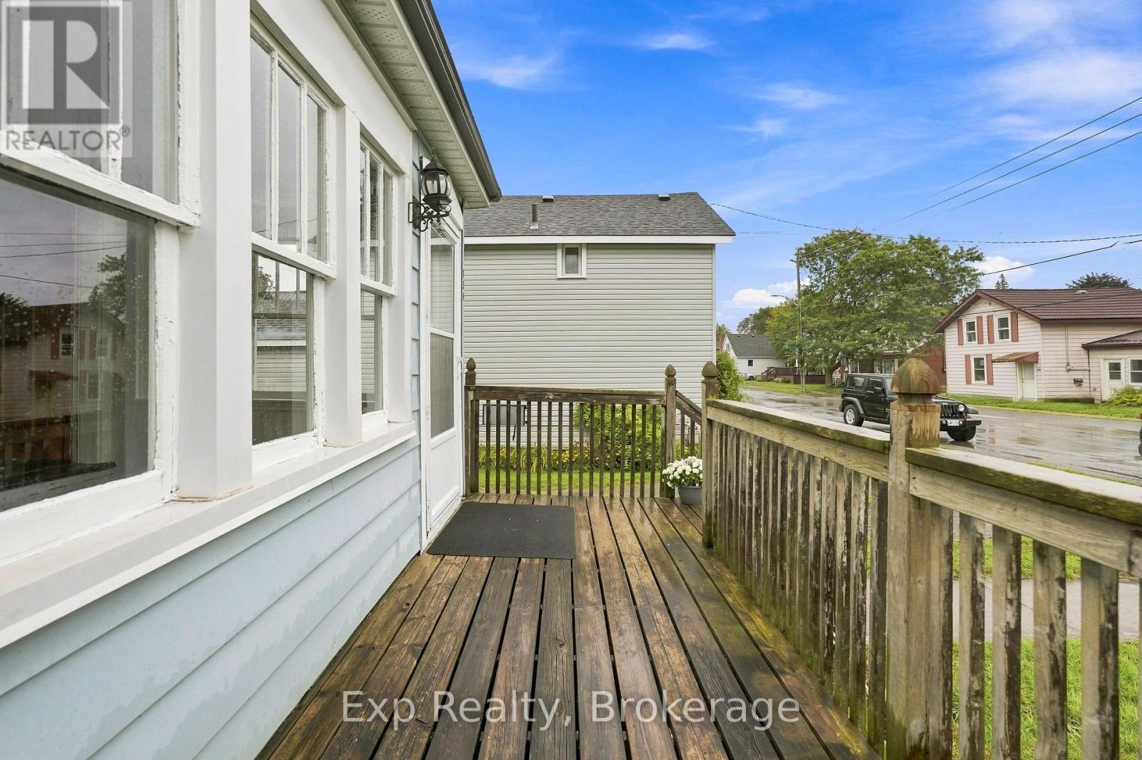134 CATHARINE STREET, Belleville (Thurlow Ward) — photo 6