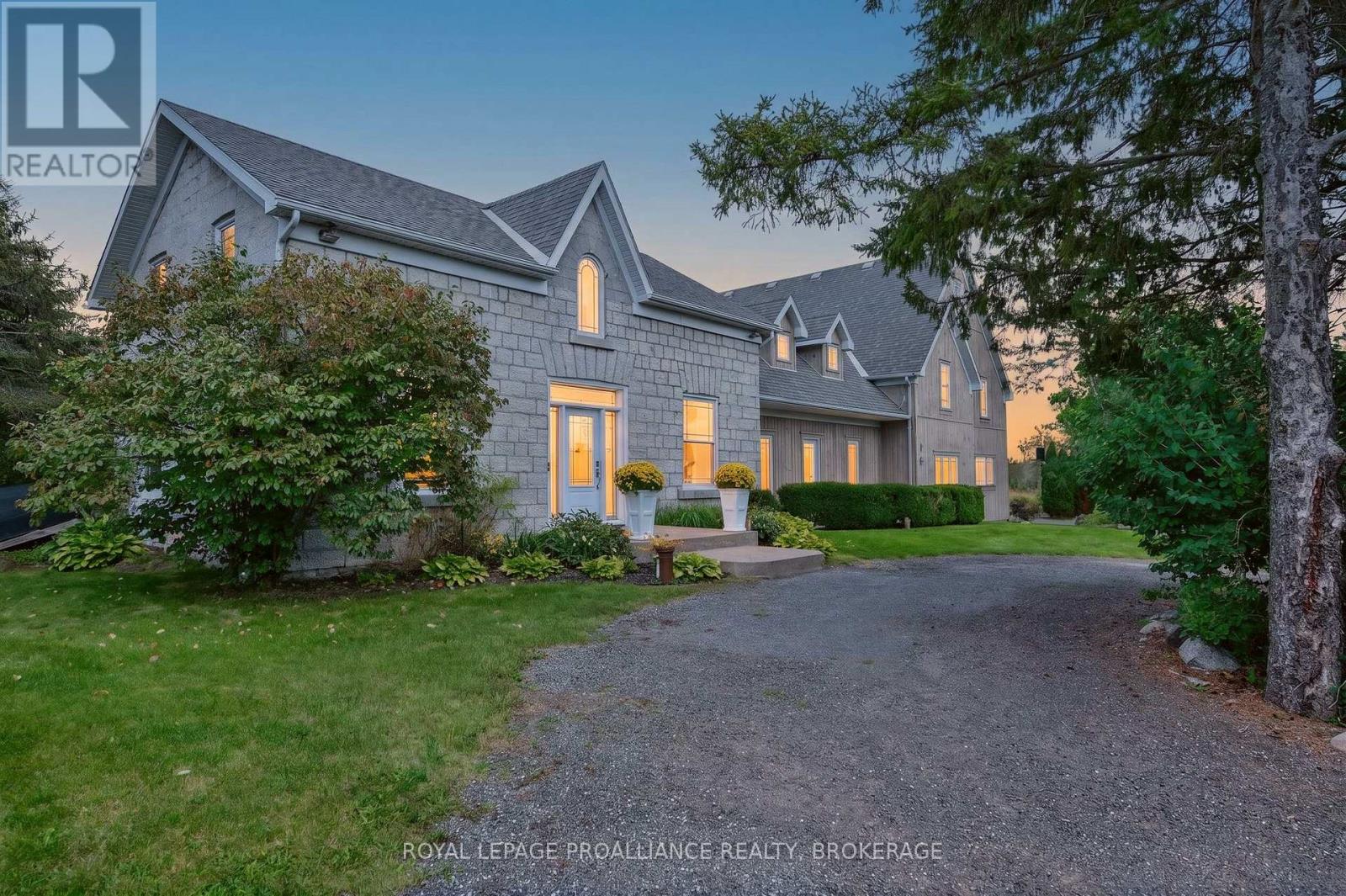 3994 HOWES ROAD, Kingston (City North of 401) — photo 2