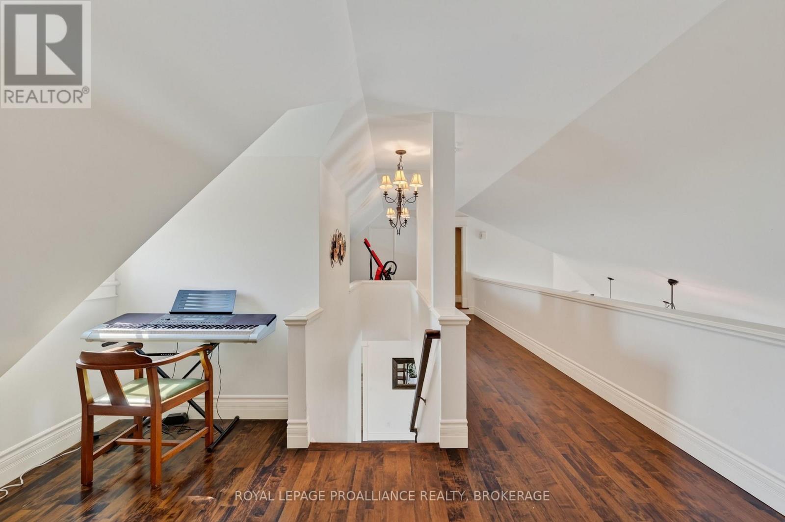 3994 HOWES ROAD - Image 28