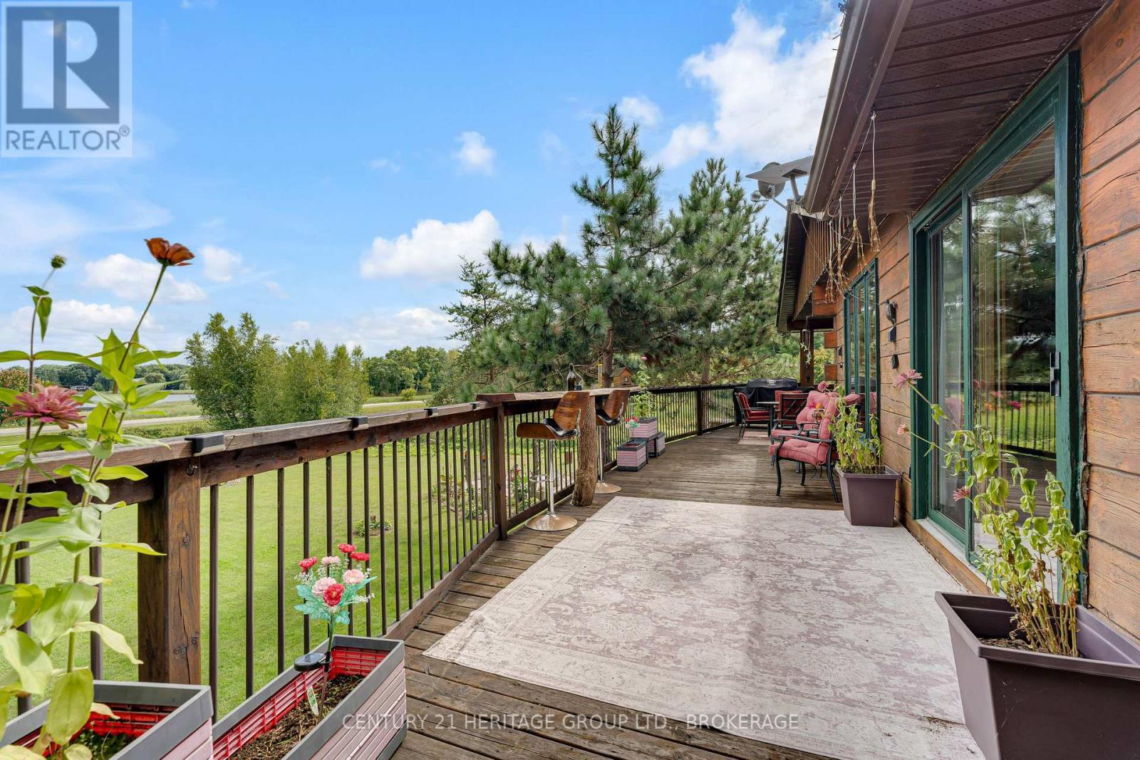 137 OLD RIVER ROAD W - Image 35