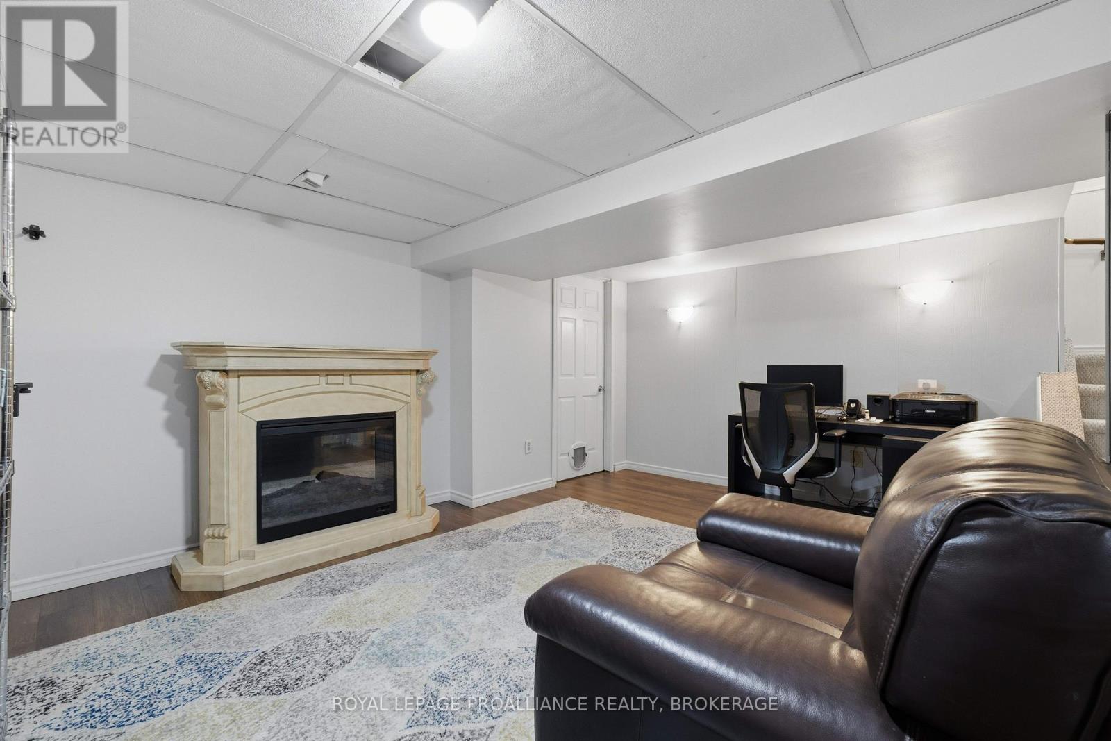 690 DAVIS DRIVE - 27