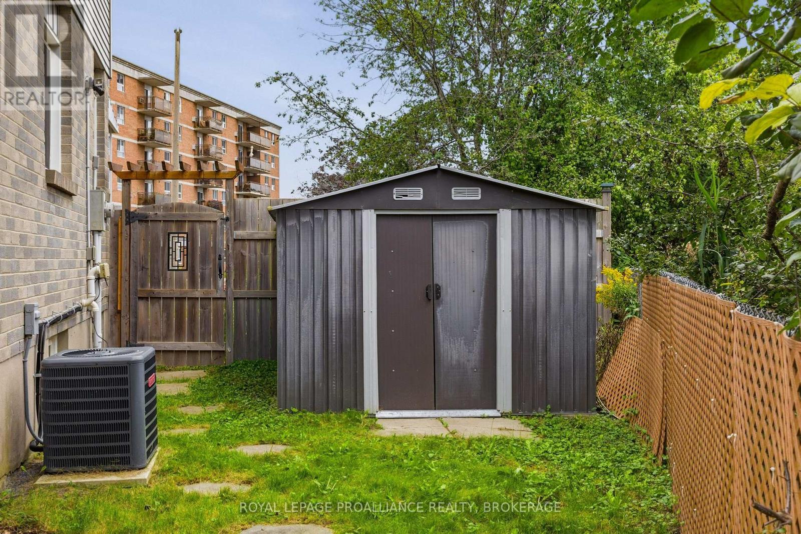 690 DAVIS DRIVE - Image 29