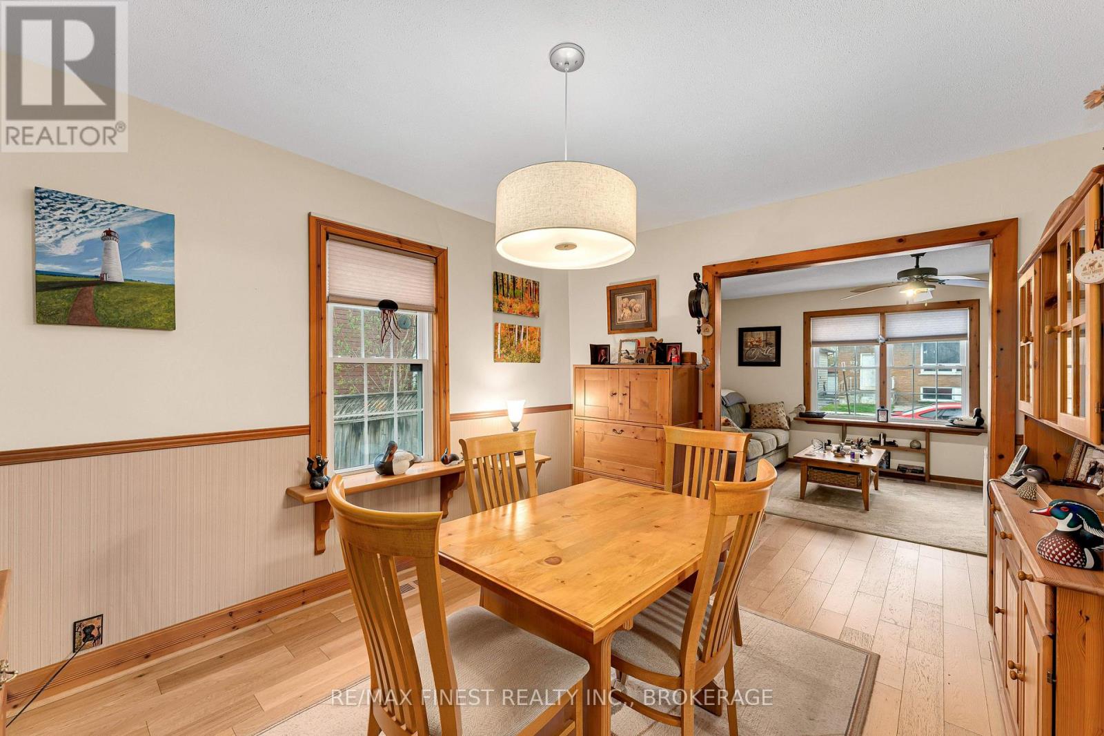 580 MACDONNELL STREET - 12