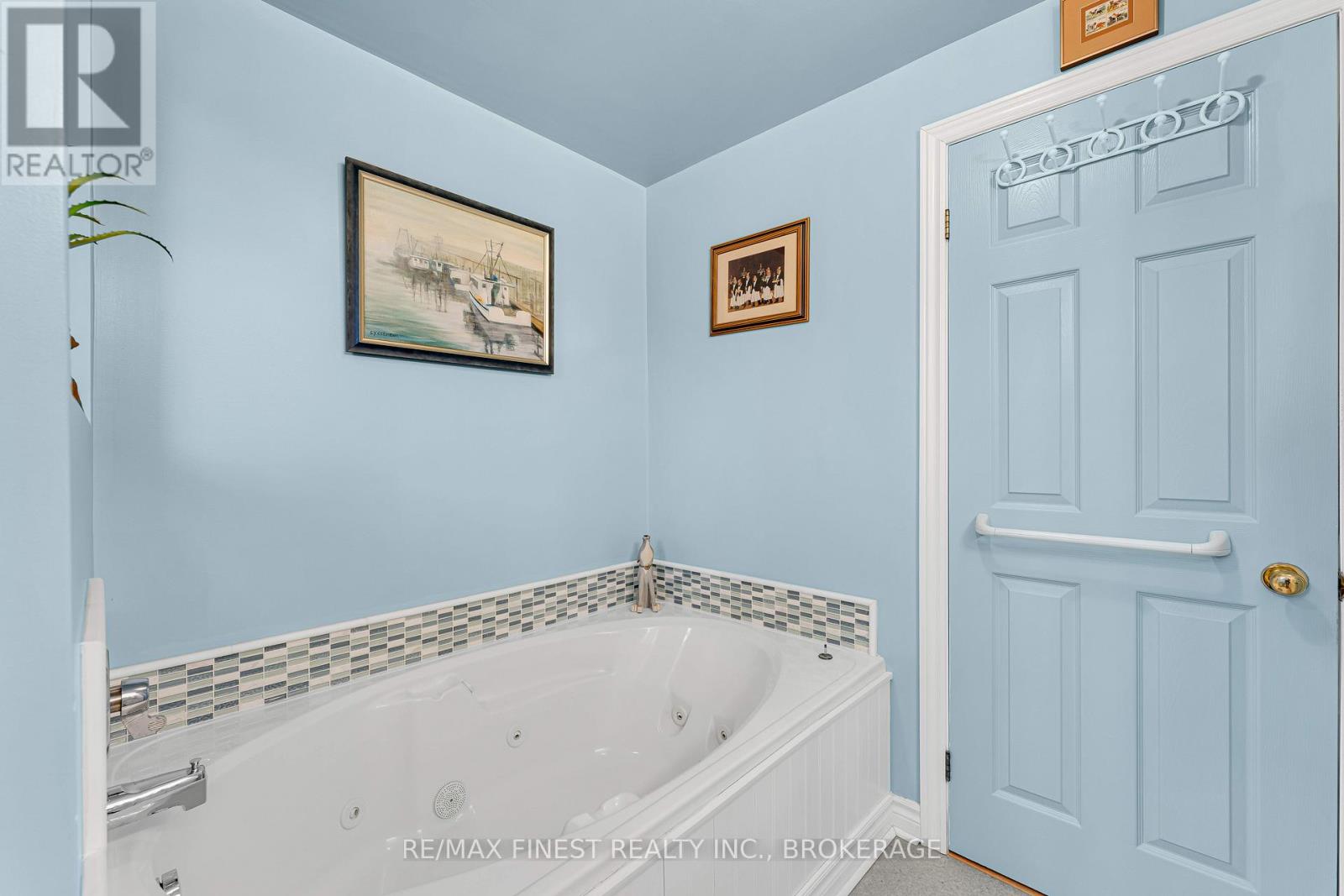 580 MACDONNELL STREET - Image 27