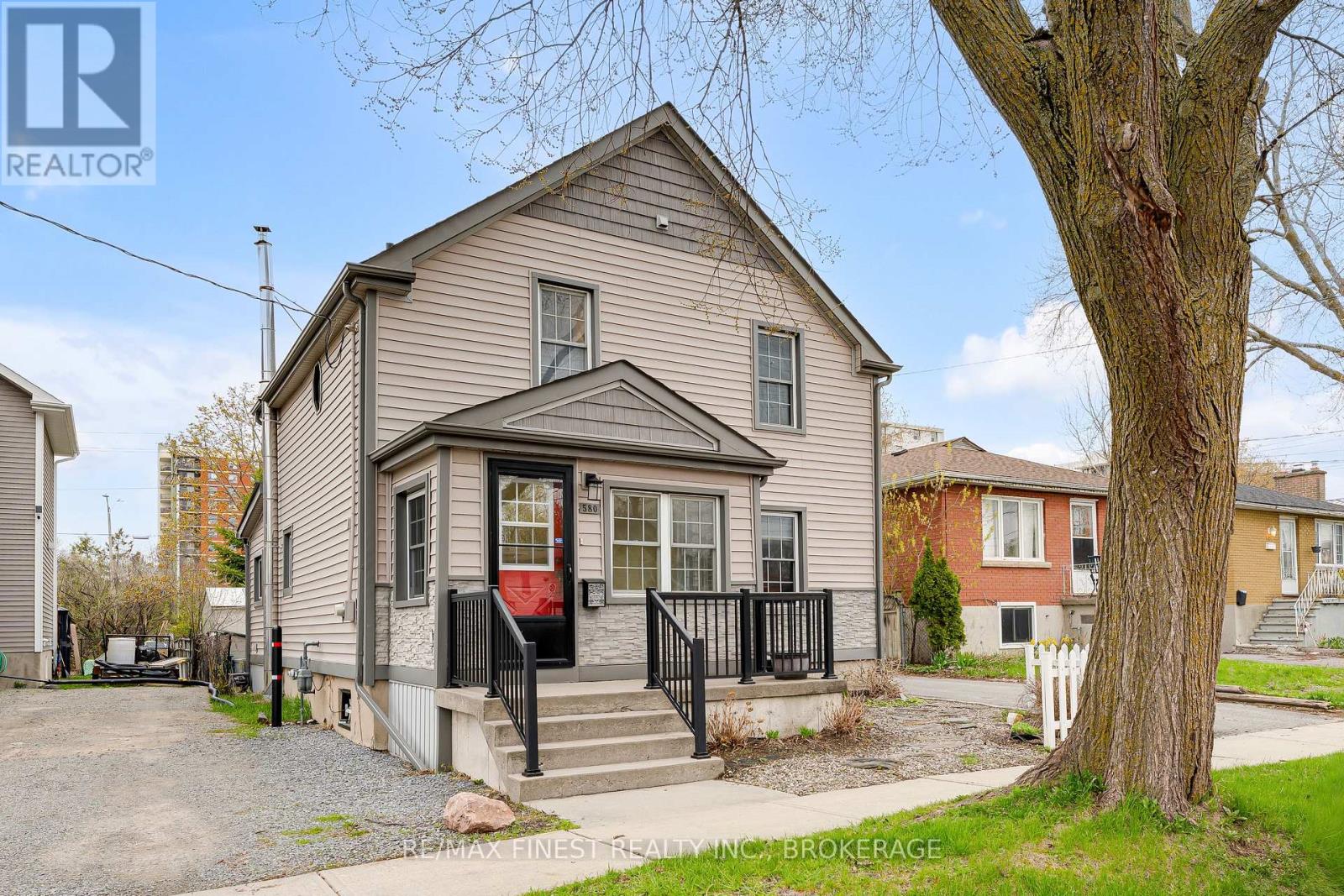 580 MACDONNELL STREET, Kingston (East of Sir John A. Blvd) — photo 3