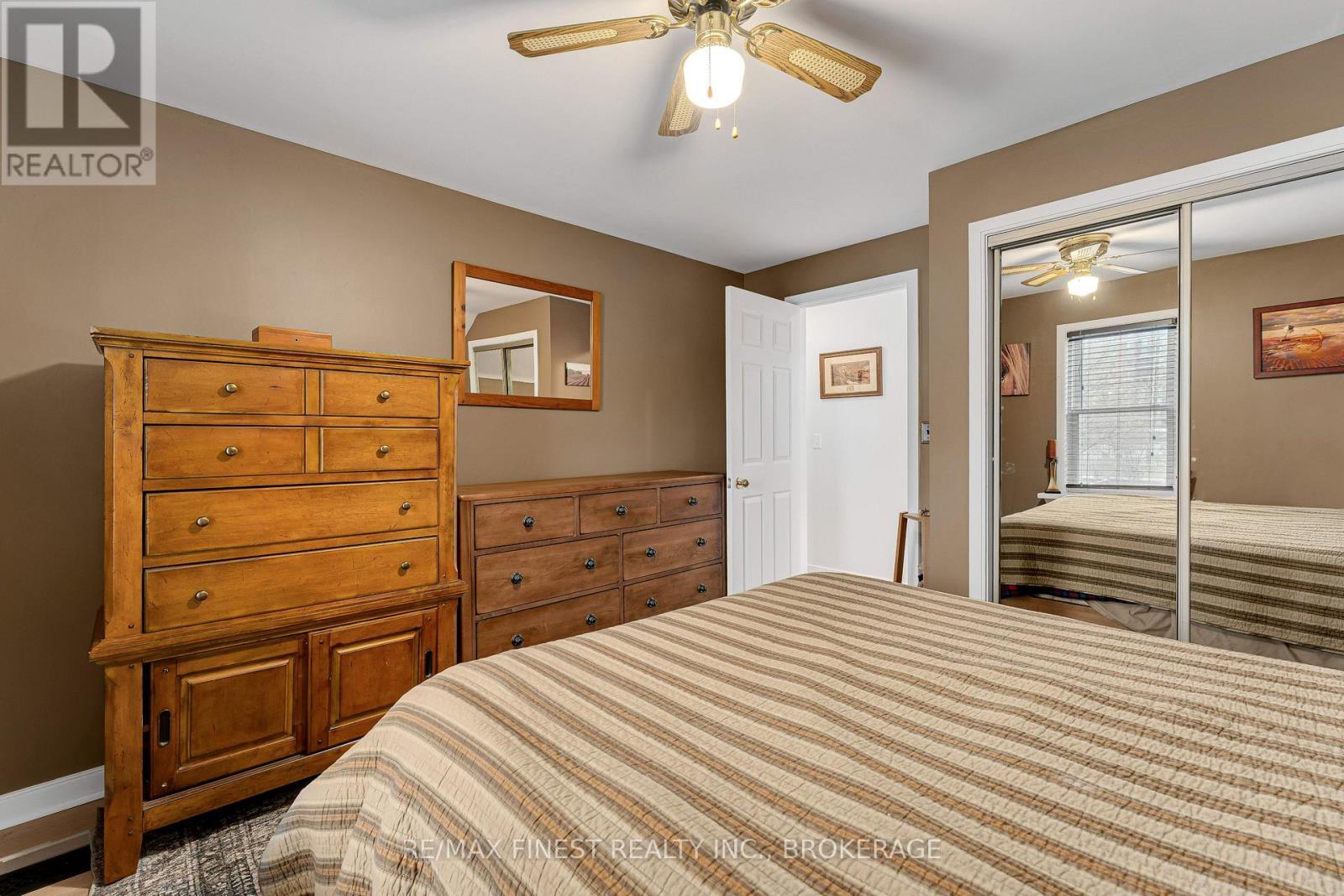 580 MACDONNELL STREET - Image 30