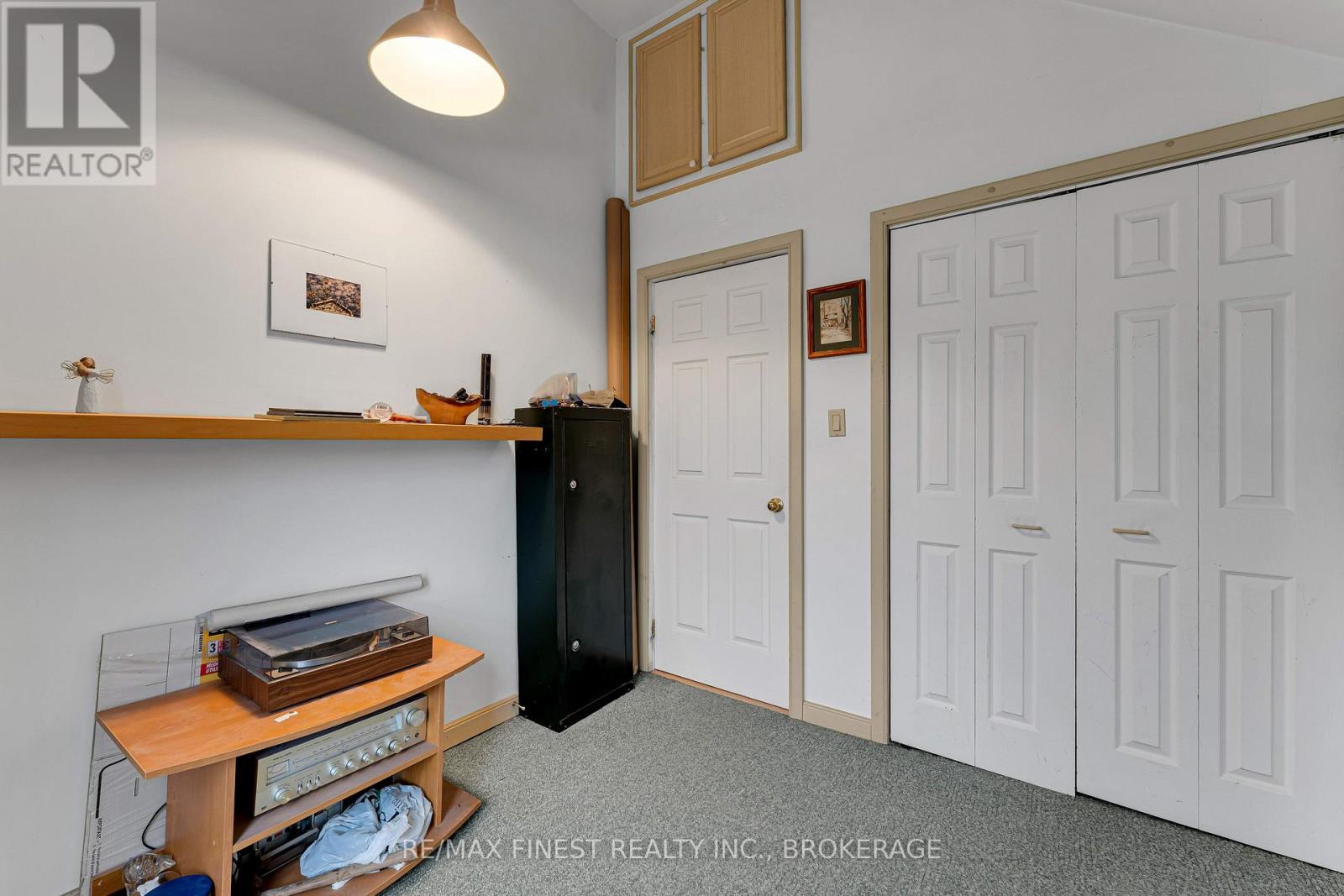 580 MACDONNELL STREET - Image 34
