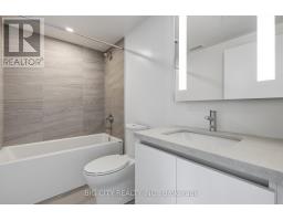 2207 - 25 Frederick Todd Way, Toronto, ON M4G0C9 Photo 7