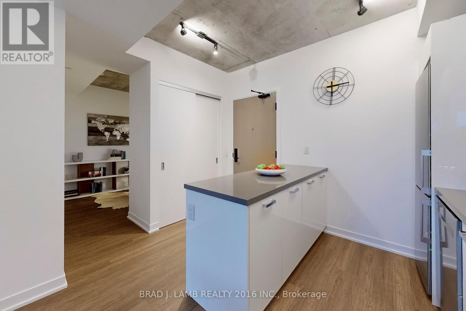 #1403 195 MCCAUL STREET - 18
