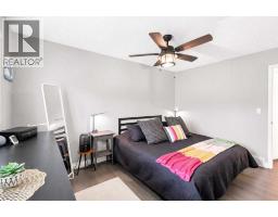 1840 33 Avenue SW - photo 14