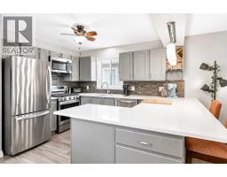 1840 33 Avenue SW - photo 9