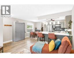 1840 33 Avenue SW - photo 7