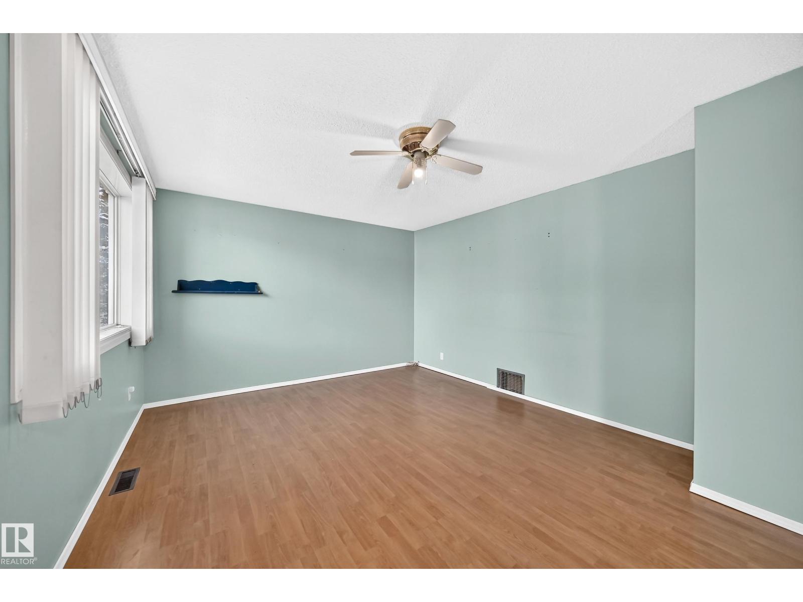 4523 52 AV - Image 12