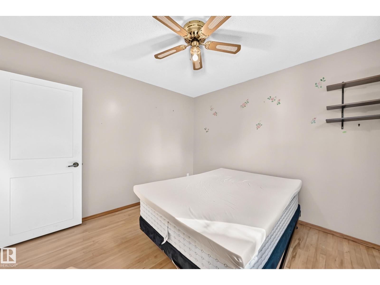 4523 52 AV - Image 18