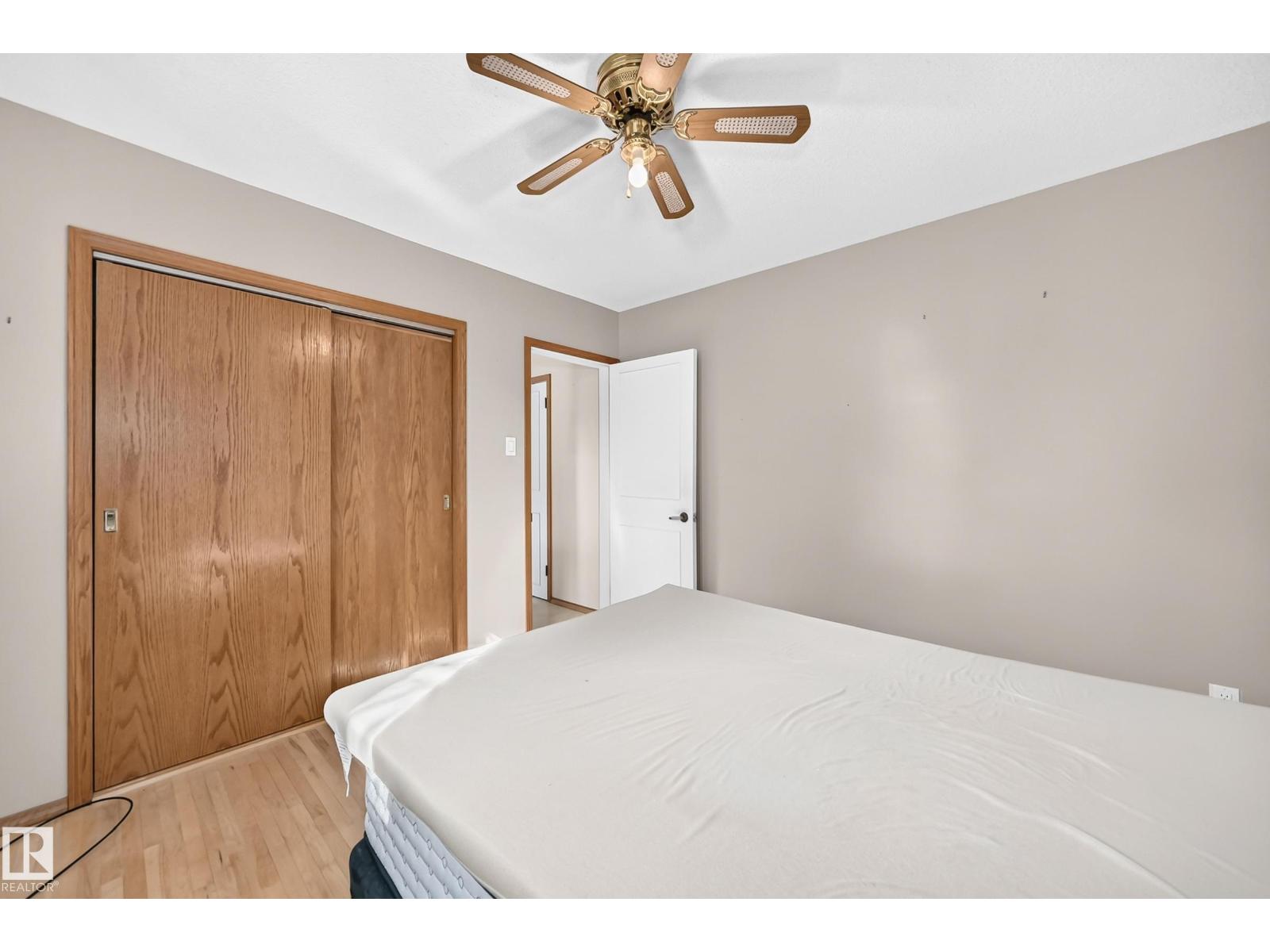 4523 52 AV - Image 19