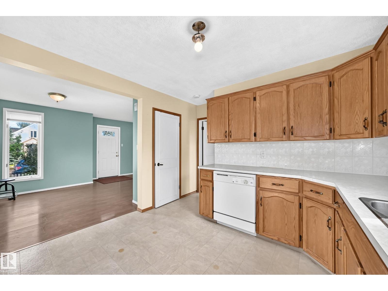 4523 52 AV, Leduc — photo 6