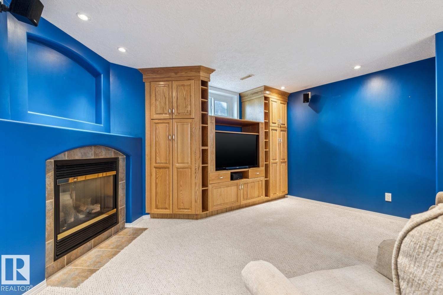 10522 151 ST NW - 26