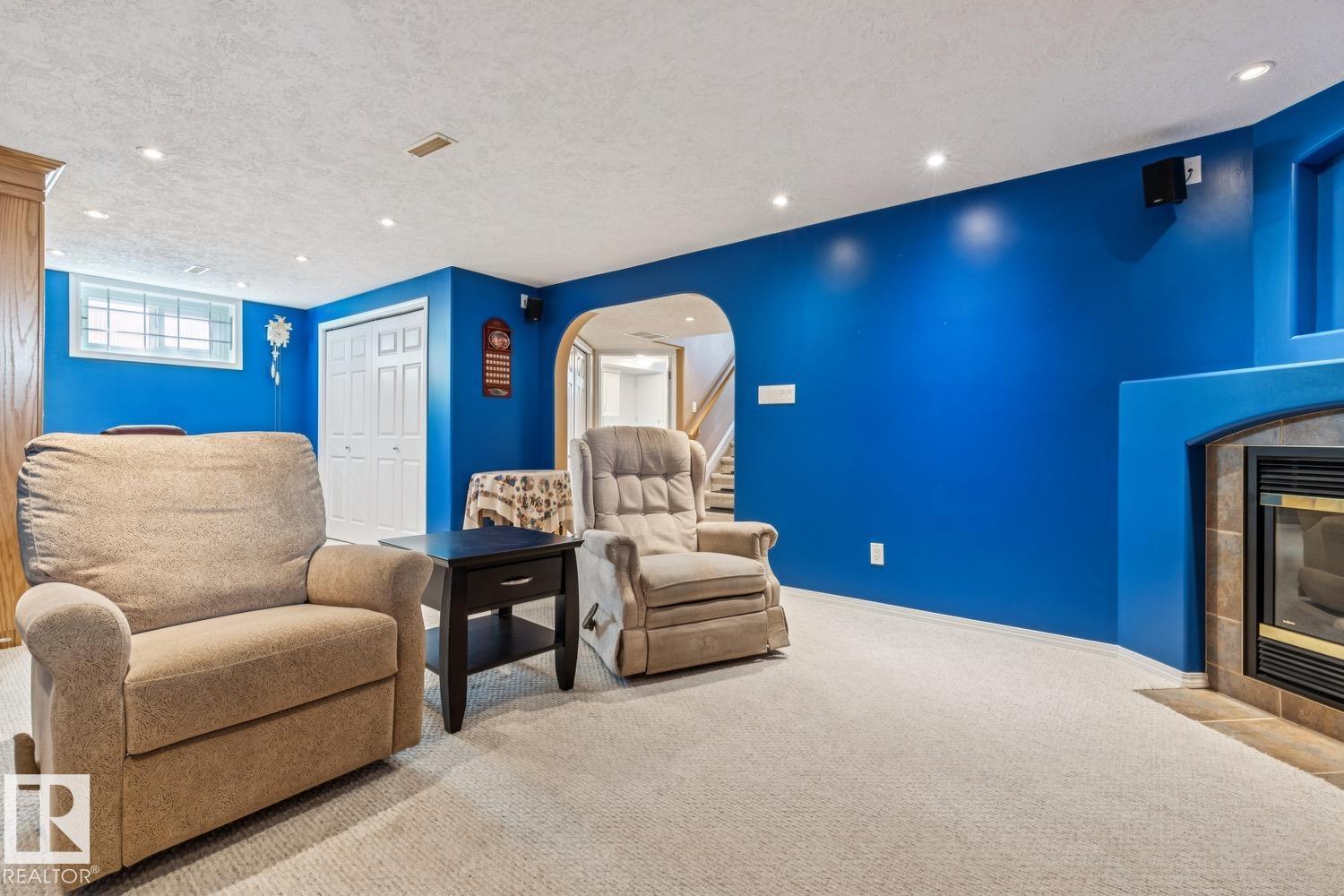 10522 151 ST NW - 27