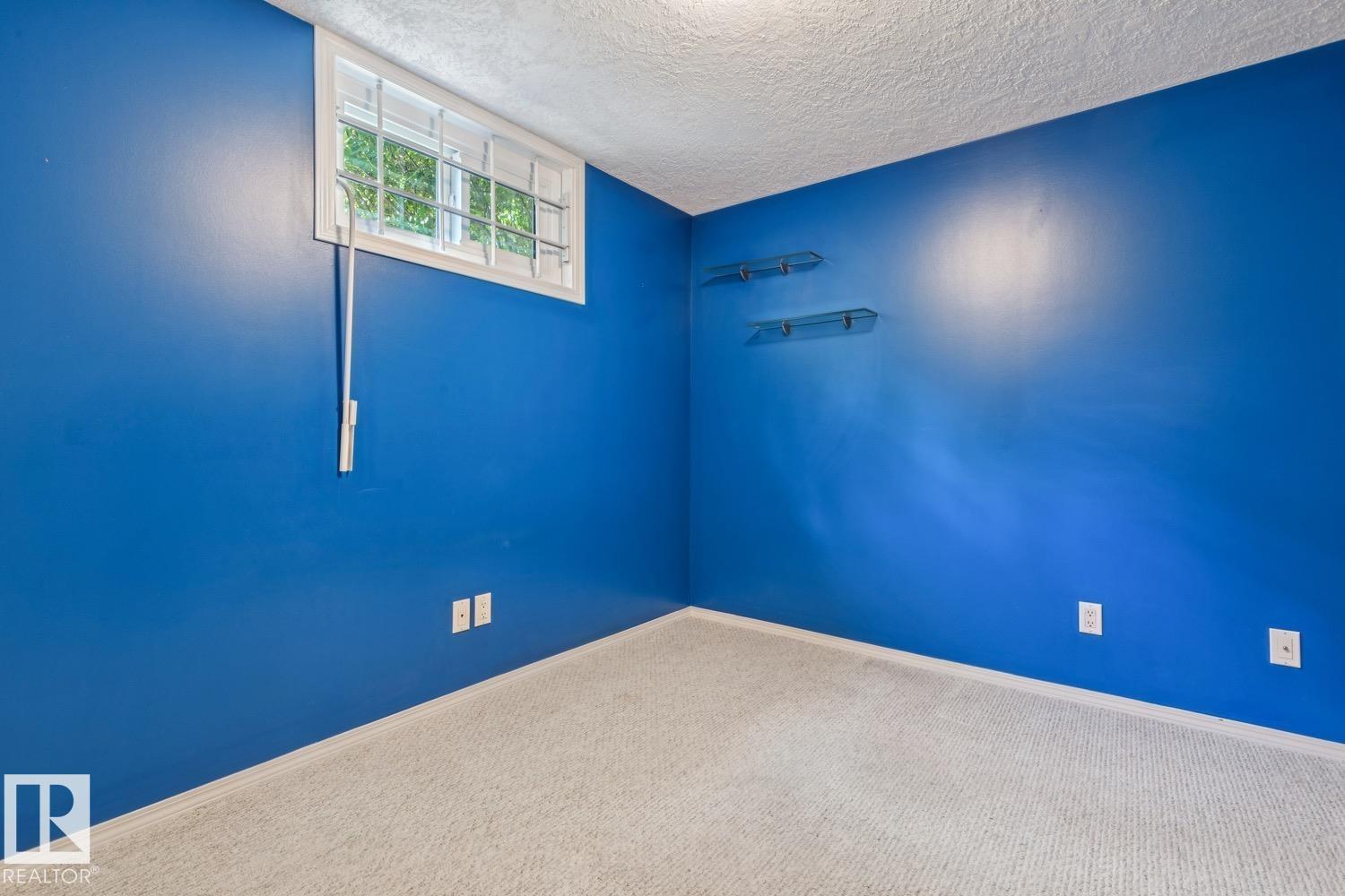 10522 151 ST NW - 33