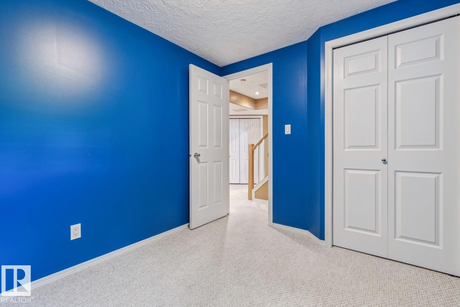 10522 151 ST NW - 35