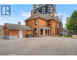 30 Mary Street, Barrie, ON L4N1S8 Photo 17