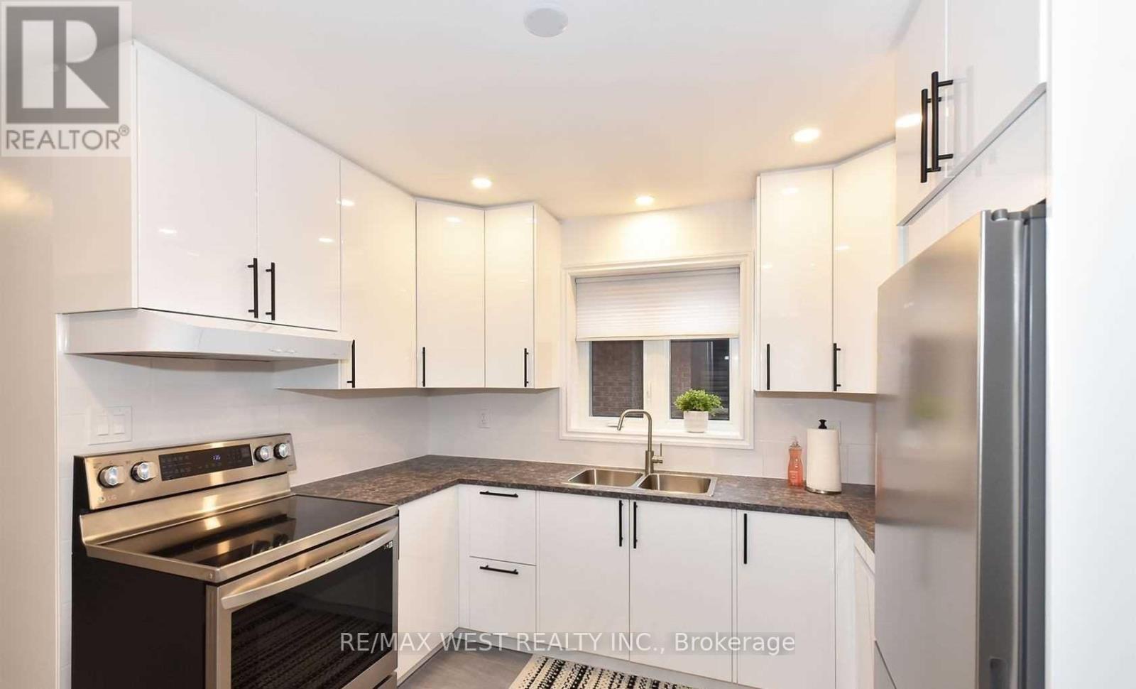 MAIN - 168 STRATHNAIRN AVENUE, Toronto (Beechborough-Greenbrook) — photo 7