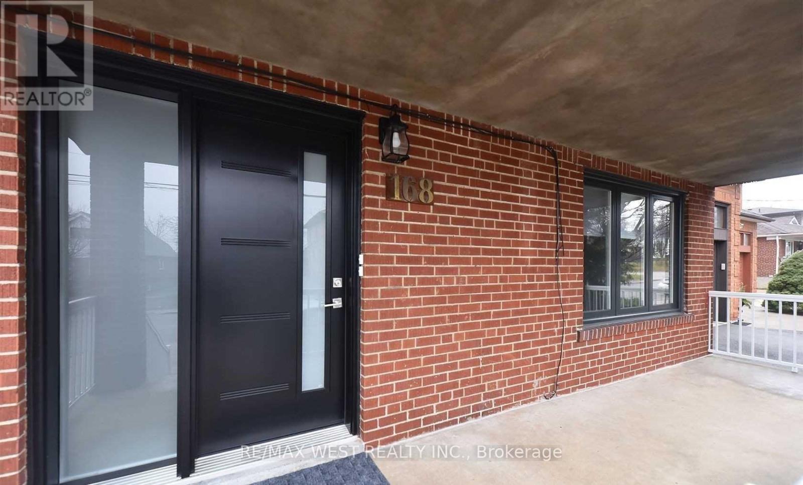 MAIN - 168 STRATHNAIRN AVENUE, Toronto (Beechborough-Greenbrook) — photo 2