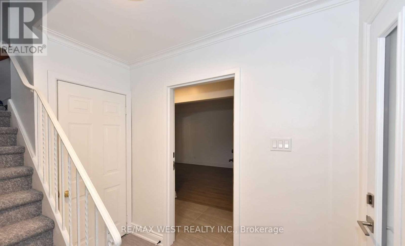 MAIN - 168 STRATHNAIRN AVENUE, Toronto (Beechborough-Greenbrook) — photo 3